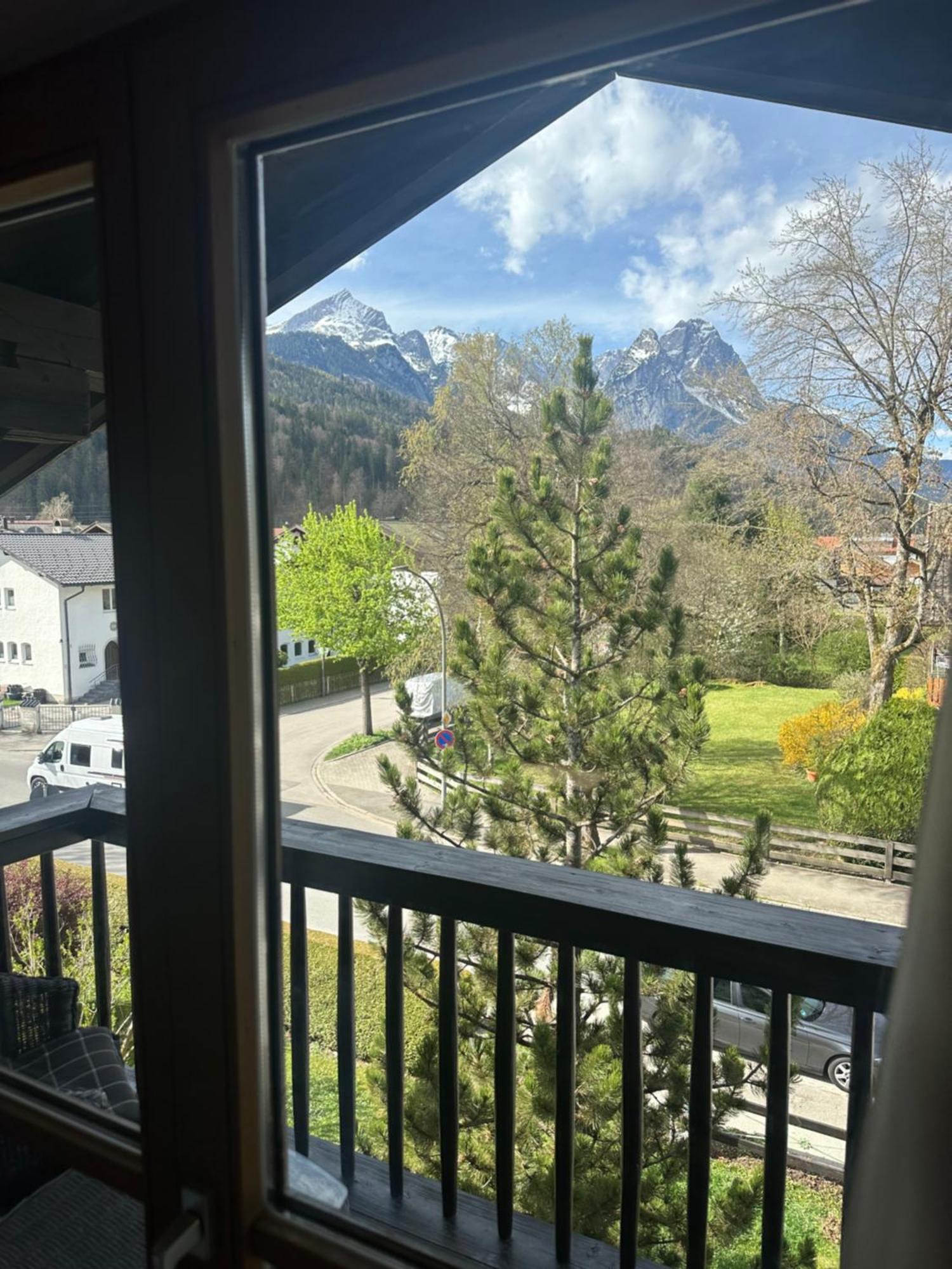 Gaestehaus Antonia Garmisch-Partenkirchen Zewnętrze zdjęcie