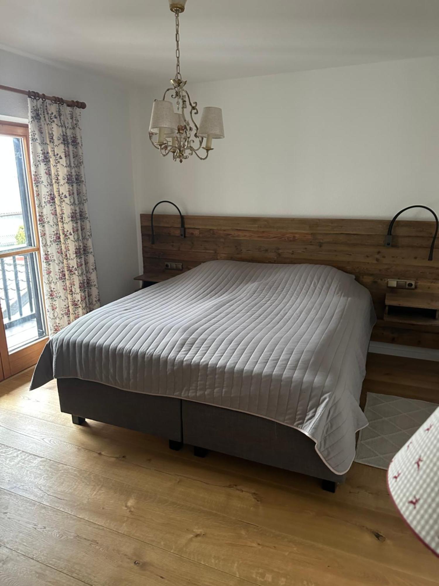 Gaestehaus Antonia Garmisch-Partenkirchen Zewnętrze zdjęcie